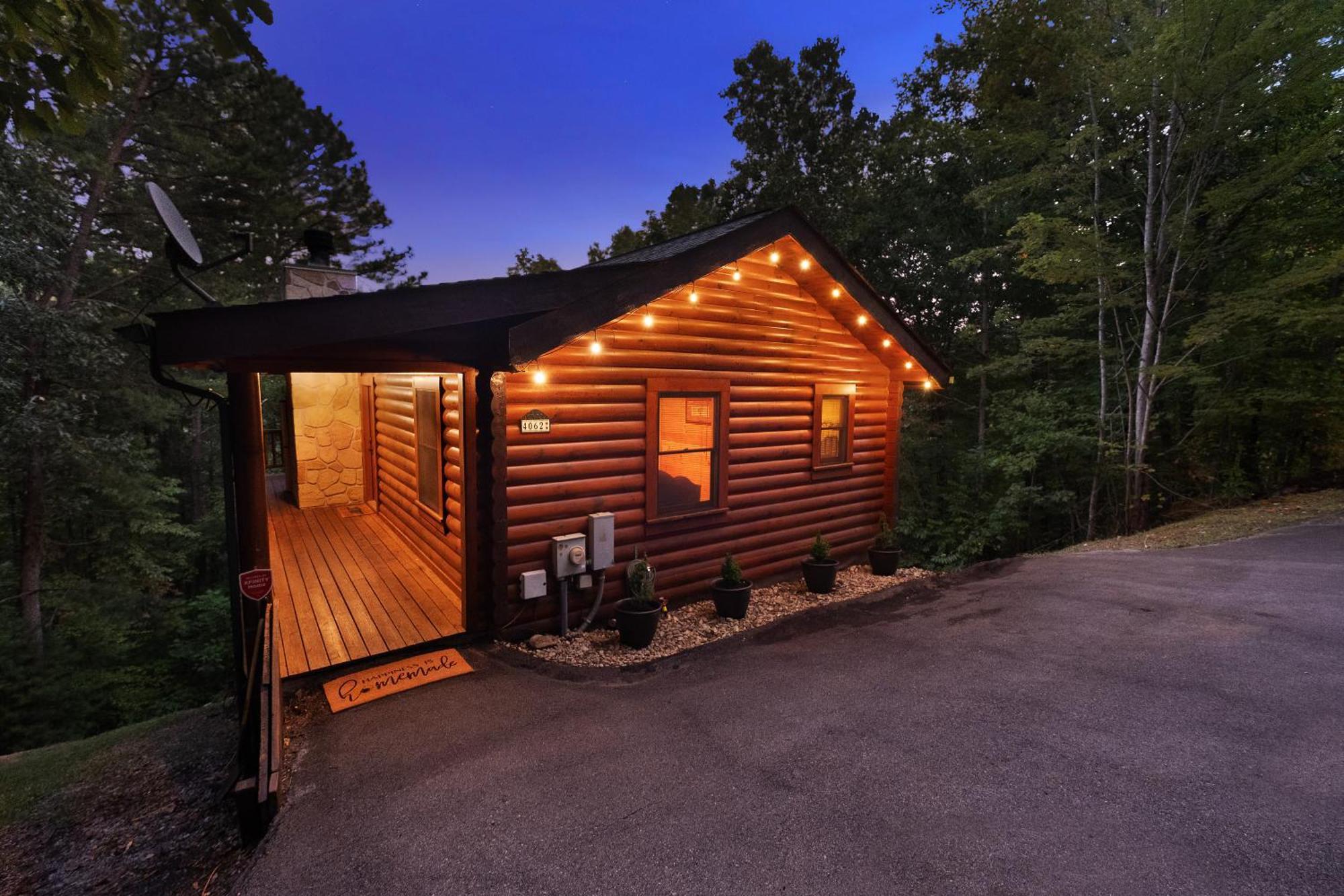 Private Smoky Mountain Luxury Log Home With 2 Fireplaces, Hot Tub & Community Pool Сивиървил Екстериор снимка