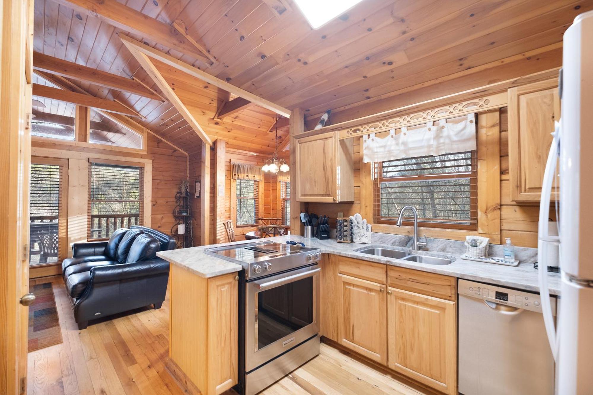 Private Smoky Mountain Luxury Log Home With 2 Fireplaces, Hot Tub & Community Pool Сивиървил Екстериор снимка