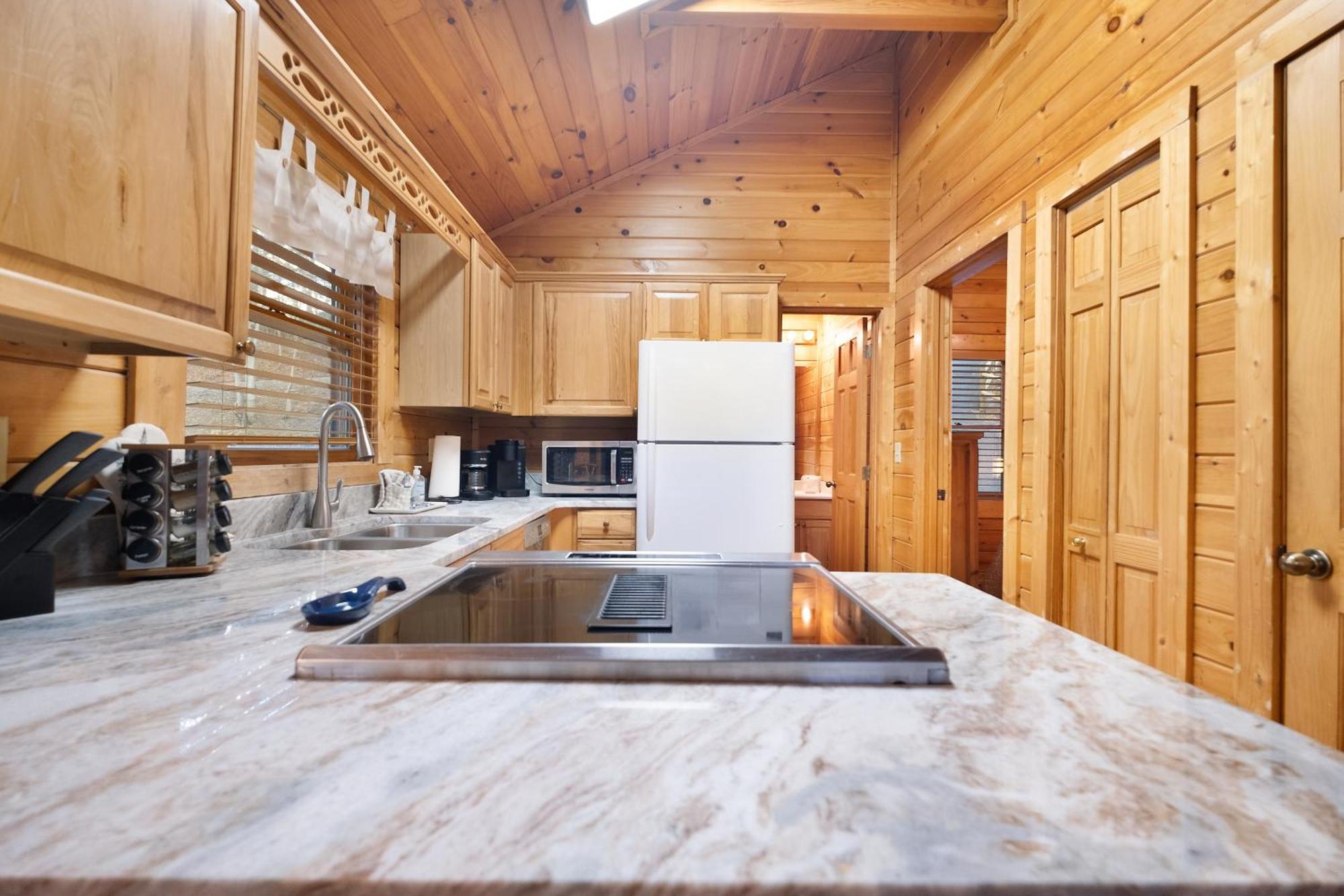 Private Smoky Mountain Luxury Log Home With 2 Fireplaces, Hot Tub & Community Pool Сивиървил Екстериор снимка